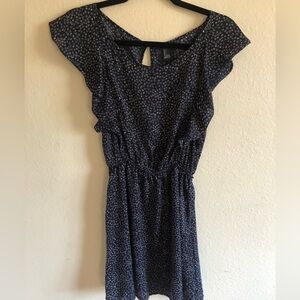 I love H81 dress. Quality satin material.